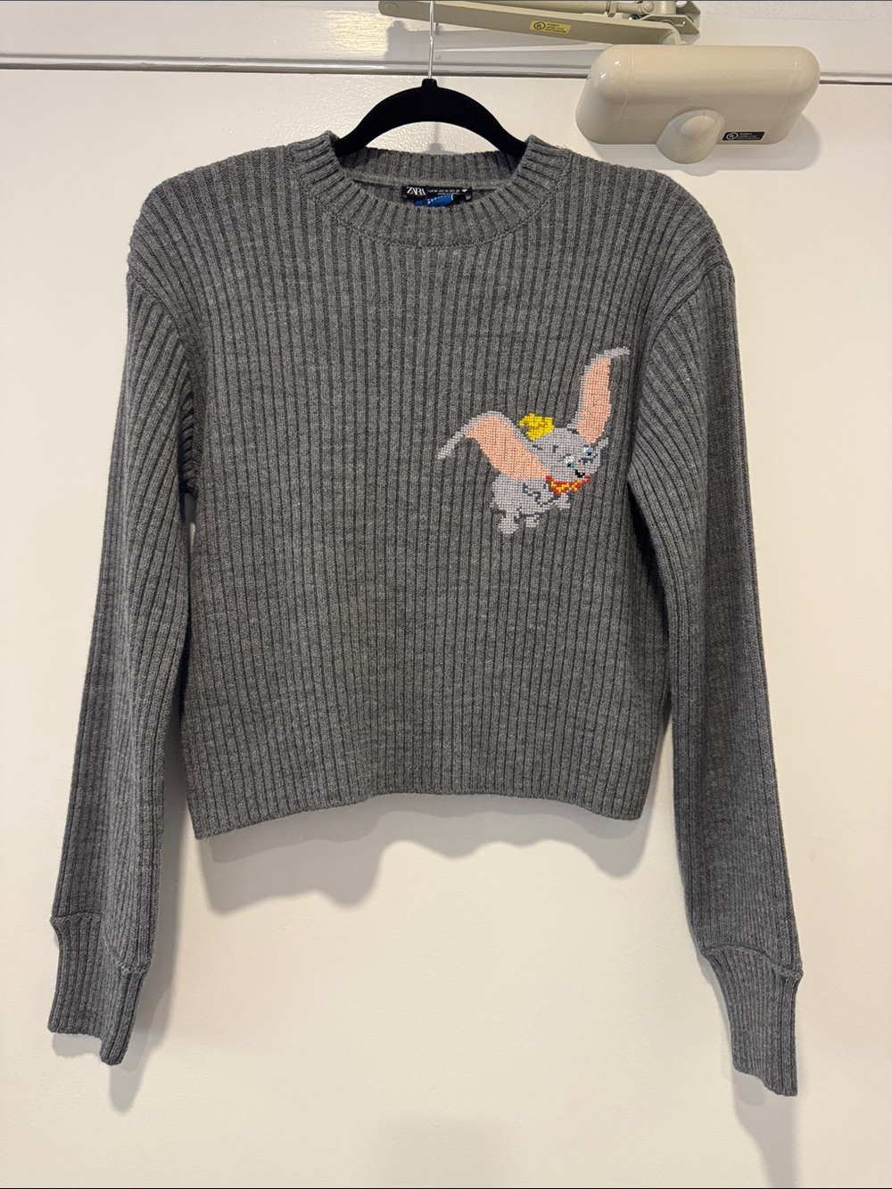 NWT Zara Disney Cropped Sweater Dumbo